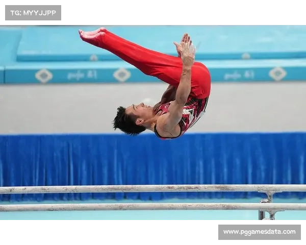 第十五届全运会体操资格赛双杠项目名额竞争激烈 多方选手奋力争夺