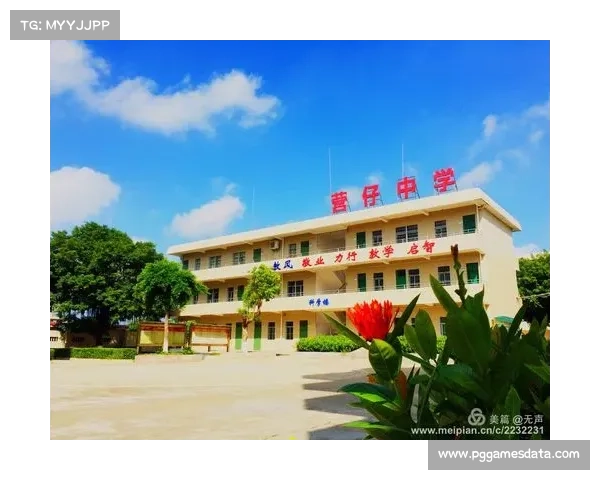 黄诗雨启蒙学校挂牌 营仔中学开设自由潜水课程打造特色教育新模式